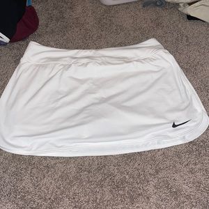 White Nike tennis skirt